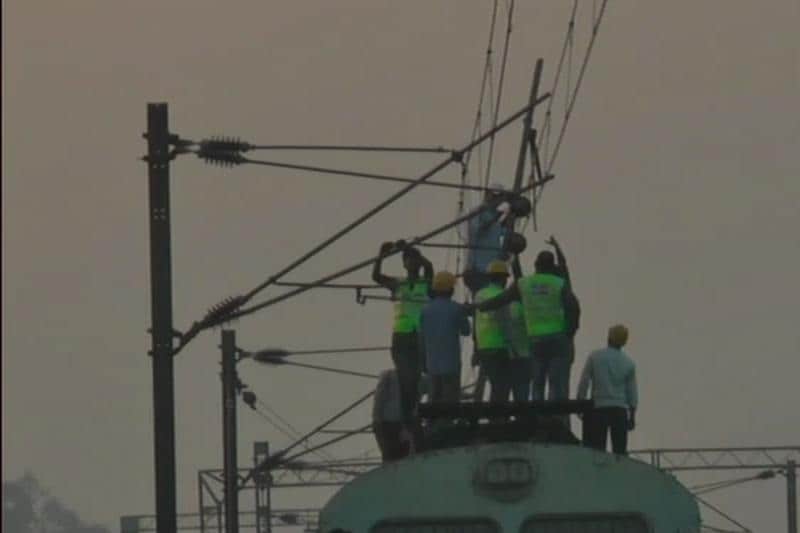 poorva express, ala vs vld dream11 team prediction, train accident, kanpur news, train accident today, poorva express live, poorva express accident, 12303 poorva express 12303, पूर्वा एक्सप्रेस, train accident news, kanpur to delhi train, purva express, poorva express derail, poorva express derailed, train news, kanpur train accident, kanpur to delhi distance, 12303 train, poorva express running status, kanpur to delhi bus, train accident in kanpur, kanpur train hadsa, new delhi to allahabad train, poorva express train no,