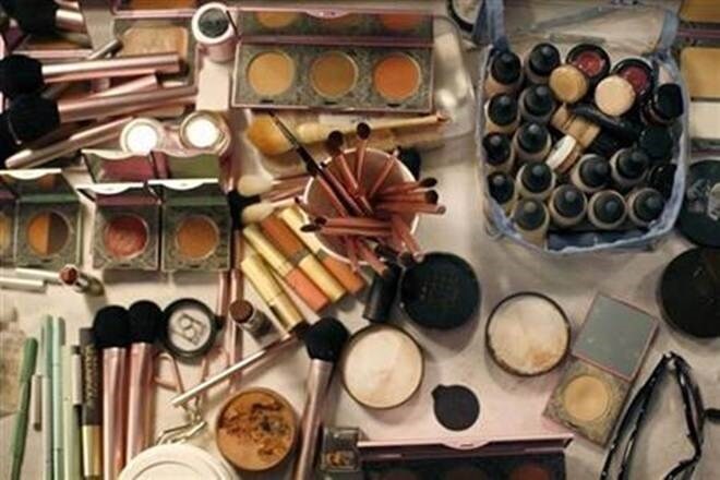 The raise comes after a long hiatus in institutional investment in the cosmetics platform,” said Vivek Durai, co-founder at paper.vc. 