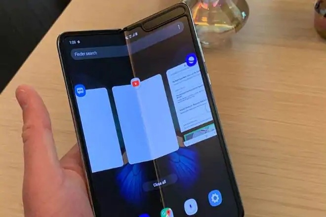 foldable smartphone, samsung foldable phone price, price of galaxy f, galaxy f price