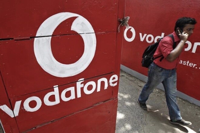 Vodafone is doling out incentives to its 3G customers (Source: Reuters)
