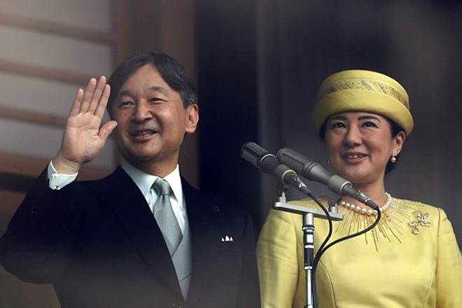 Japan's Emperor Naruhito and Empress Masako greet well-wishers during their first public appearance at the Imperial Palace in Tokyo, Japan May 4, 2019. REUTERS