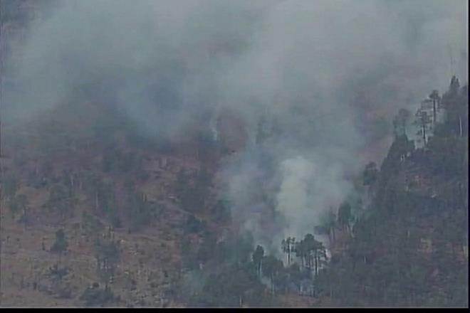 Pakistan violated ceasefire by resorting to heavy mortar shelling and firing along the LoC in Mankote and Krishna Ghati sectors of Poonch district. (File Photo) Pakistan violated ceasefire by resorting to heavy mortar shelling and firing along the LoC in Mankote and Krishna Ghati sectors of Poonch district. (File Photo)