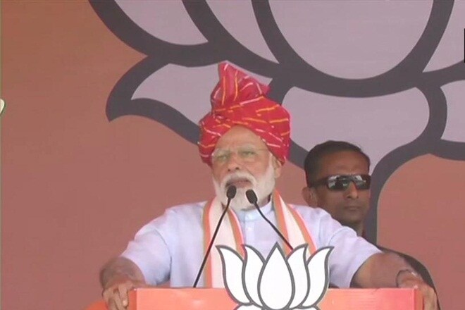 PM Modi's remarks came after Congress president Rahul Gandhi said Monday that despite Modi insulting his father Rajiv Gandhi, he only had love for the prime minister (ANI photo)