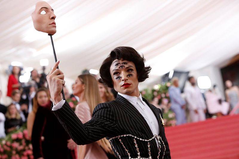 met gala 2019, met gala 2019 theme, met gala theme, met gala 2019 priyanka chopra, met gala 2019 pictures, met gala 2019 looks, met gala 2019 worst dressed