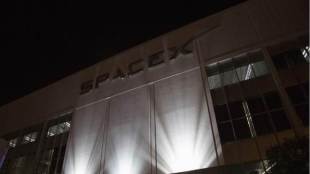 SpaceX, satellite launch, Florida, high winds, Starlink satellites, science news update