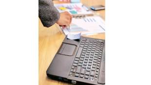 HR managers, AI solution, IT services companies, HR Analytics, skills gap, business goals 