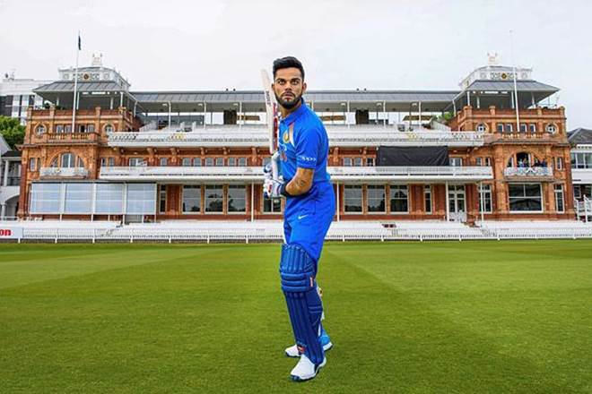 Pictured for the first time at the iconic Lord's, the statue is dressed in the official Indian kit as well as shoes and gloves donated by the sportsman himself. 