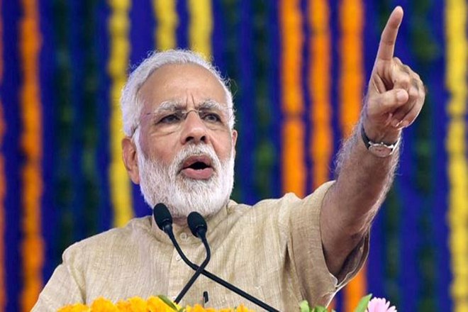 "The mahamilawatis, if elected to power, will give free licenses to stone-pelters, naxals and tukde-tukde gang."