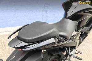 new suzuki gixxer sf review seat