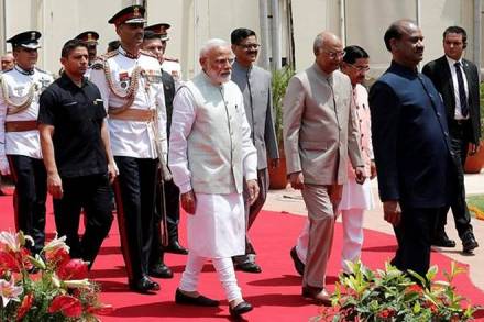 President Ram Nath Kovind arrives along with Prime Minister Narendra Modi and Lok Sabha speaker Om Birla, to address the joint session of the parliament in New Delhi. (Reuters Photo) President Ram Nath Kovind arrives along with Prime Minister Narendra Modi and Lok Sabha speaker Om Birla, to address the joint session of the parliament in New Delhi. (Reuters Photo)