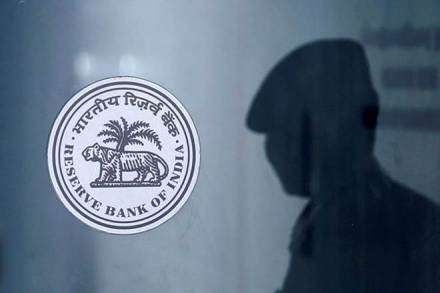 RBI changes policy stance to accommodative from neutral (Reuters photo)