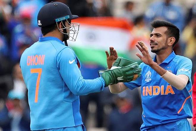 dhoni gloves, dhoni gloves world cup, dhoni gloves photo, dhoni gloves bcci, dhoni gloves matter, dhoni gloves para commando, dhoni keeping gloves, dhoni wicket keeping gloves