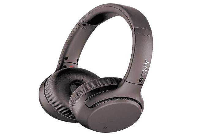 Overall, Sony’s WH-XB700 are a more mid-range option for those looking for bass-heavy headphones. 