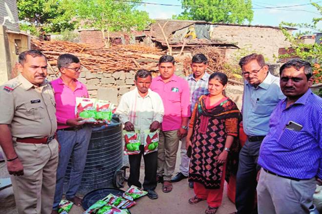 The farmer was arrested in Buldhana district with HTBT cotton seeds The farmer was arrested in Buldhana district with HTBT cotton seeds