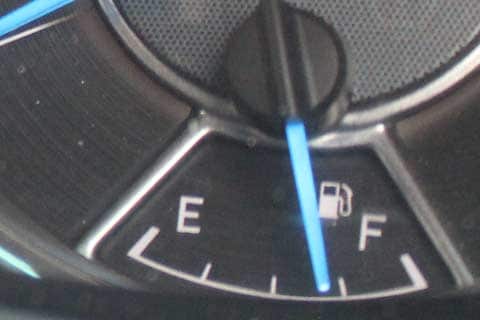 Myth or Truth: Does refuelling your vehicle early morning actually give you more fuel?