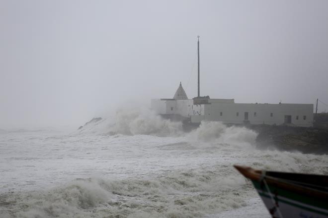 cyclone vayu, cyclone vayu updates, cyclone vayu , cyclone vayu update, cyclone vayu latest news, cyclone vayu latest update, cyclone vayu gujarat, cyclone vayu gujarat, cyclone vayu gujarat news, cyclone vayu gujarat latest news, cyclone vayu gujarat 2019, cyclone vayu gujarat news