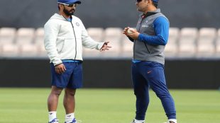 Kedar Jadhav, MS Dhoni