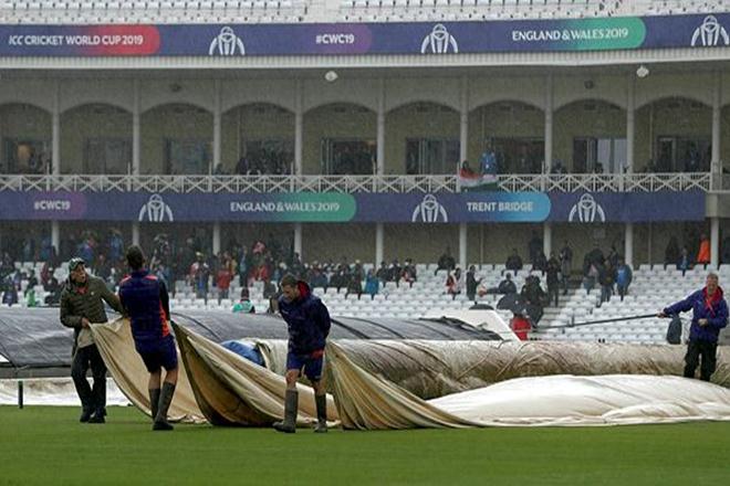 India would have hoped for a contest as they were riding high after two big wins against South Africa and Australia. 