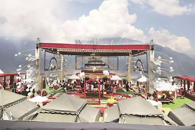 gupta brothers, gupta brothers marriage in auli, gupta wedding auli, gupta brothers saharanpur, gupta caste, gupta broters south africa, auli temperature, auli wedding, auli hotels, auli in june, auli weather, auli distance from noida, auli india, auli weather in june, auli resport