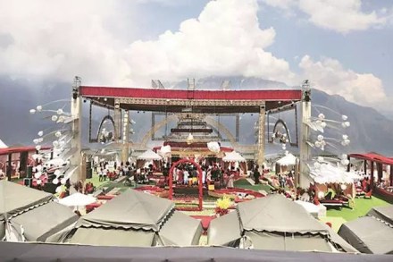 gupta brothers, gupta brothers marriage in auli, gupta wedding auli, gupta brothers saharanpur, gupta caste, gupta broters south africa, auli temperature, auli wedding, auli hotels, auli in june, auli weather, auli distance from noida, auli india, auli weather in june, auli resport