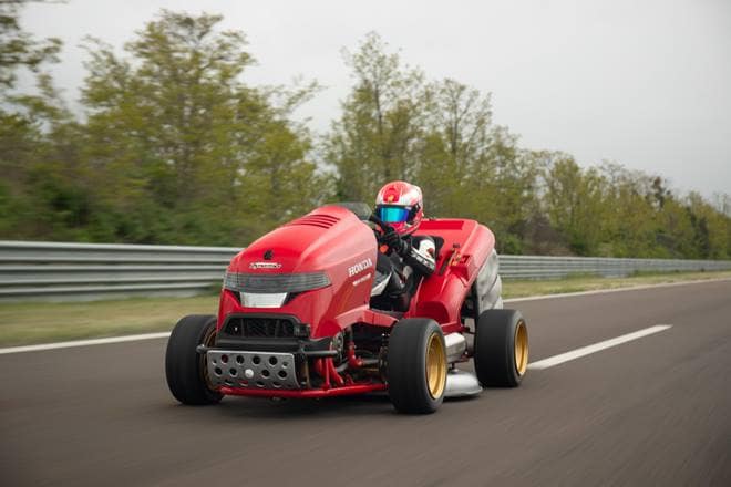 The Mean Mower can still mow lawns, you know? And it's got carbon fibre blade to do so. So, how long will it take to mow the lawn outside your house at 242 km/h, because that's how fast it can go. Unveiled in 2018, Mean Mower V2 set out to build on the success seen by the original Mean Mower, which became the world’s fastest lawnmower on 8th March 2014 when it hit 187 km/h. But now, it's surpassed itself.