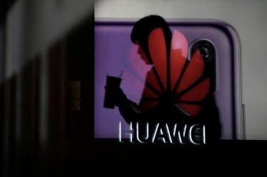 Huawei prepares for dip in global smartphone sales amid US trade regulation