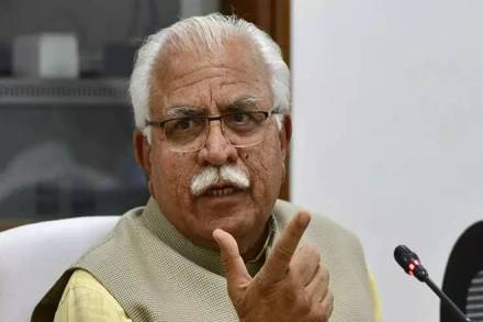 ML Khattar, Khattar Kashmiri girls, khattar controversy