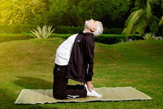 PM Narendra Modi, International Yoga day, world yoga day 2019, Yoga, Tadasana, PM Modi Tadasana, Trikonasana Modi, Modi yoga video