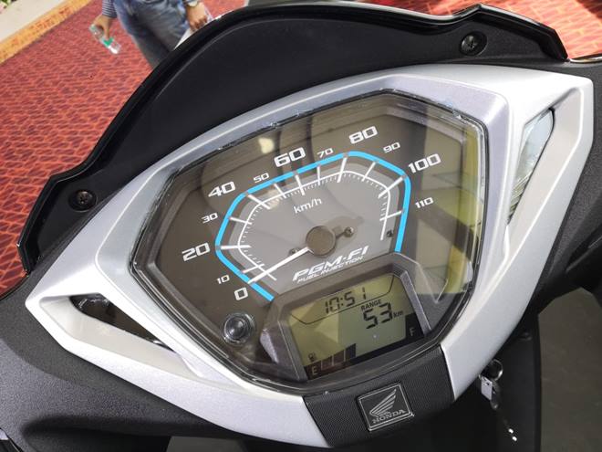The main highlight of the new features that will come with the BS-VI Activa 125 is the new starter motor for a noiseless engine start, along with a engine idle start-stop system for improved fuel economy. The new Activa 125 will also be the first in its segment to feature a side-stand indicator with engine inhibitor, which means the scooter will not start if the side stand is down.