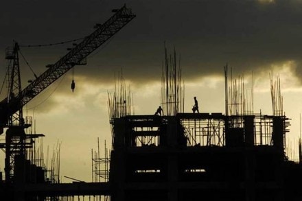 NRI, Real Estate Market, Under Construction Property, Flat, प्रवासी भारतीय, रीयल एस्टेट मार्केट, Invest In Property, Invest In Realty