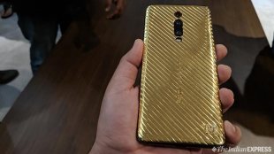 The U.S.-China trade conflict has pressured global markets, stoking worries about demand for commodities such as crude oil. (File photo)