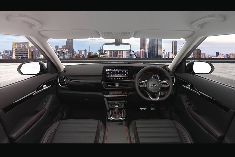 The Kia Seltos is going to be a feature-loaded vehicle. Apart from the usual LED light set-up, this vehicle will get 17-inch alloy wheels, a 10.25-inch touchscreen infotainment system, automatic climate control, disk-brakes on all four wheels, a head-up display, tyre pressure monitoring system, ambient lighting, leather upholstery, UVO connected car system to name a few.