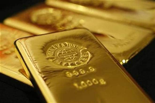 Gold prices, dollar, US interest rate cuts, US gold futures, SPDR Gold Trust, US dollar
