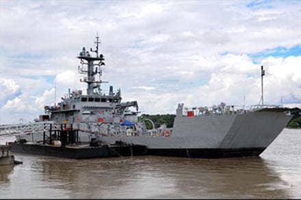 Designed to hold around 216 personnel, it is equipped with two Indigenous CRN 91 Guns to provide artillery fire support during landing operations. (Photo: grse.in)