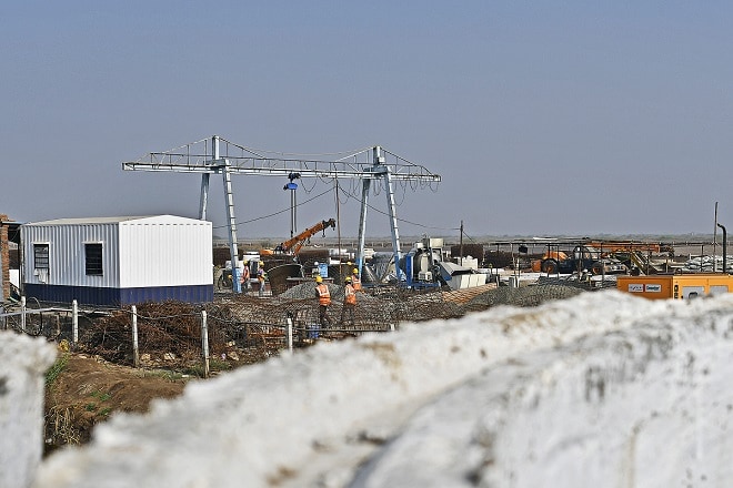 infrastructure, manufacturing, projects, overruns, cost overrun, time overrun, delay, land acquisition, clearances