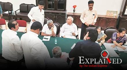 Congress, Congress protest in parliament, sonia gandhi, BJP, HD Kumaraswamy, congress JDS government in karnataka