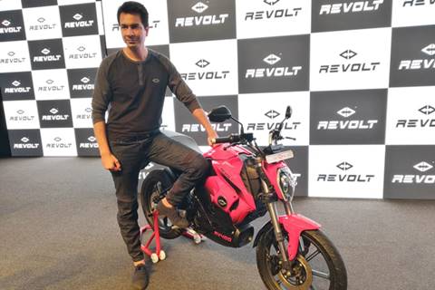 Revolt RV 400 electric bike India launch date out! Multiple segment-first features to be announced