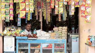 retail, low unit packs, FMCG brands, small packs of namkeen, Haldiram namkeens, Small packs, Cadbury packs, ecommerce, FMCG products