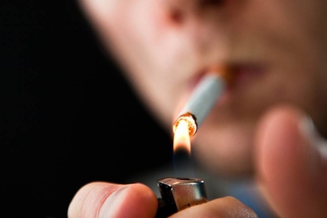 smoking side effects, smoking kills, smoking cigarette, smoking in india, smoking in flight, smoking in flight penalty, smoking jail, man arrested for smoking smoking side effects, smoking kills, smoking cigarette, smoking in india, smoking in flight, smoking in flight penalty, smoking jail, man arrested for smoking