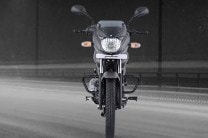 Twin pilot lamps up front