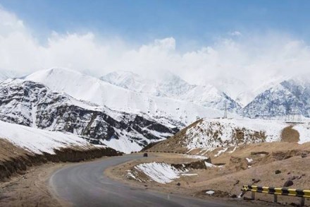 Lt Governor, Raj Niwas, leh, Hill Council, Ladakh Autonomous Hill Development Council, Union Territory, Union Territory of India Lt Governor, Raj Niwas, leh, Hill Council, Ladakh Autonomous Hill Development Council, Union Territory, Union Territory of India