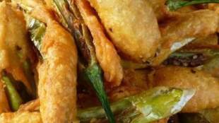 Mirchi Vada snacks chilli cutlet chilli fritters