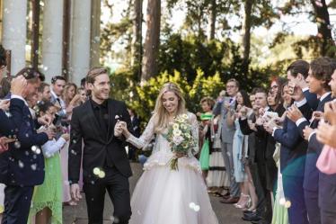 PewDiePie, PewDiePie net worth, PewDiePie marriage, PewDiePie twitter, PewDiePie age, PewDiePie minecraft, PewDiePie vs t series, PewDiePie social blade, PewDiePie merch, PewDiePie subscribers, pewdiepie wife, marzia bisognin