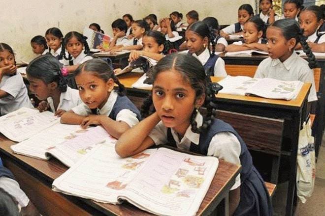 tamil nadu education minister, coloured wristbands caste discrimination, tamil nadu news, tamil nadu latest news, KA Sengottaiyan, tamil nadu education department