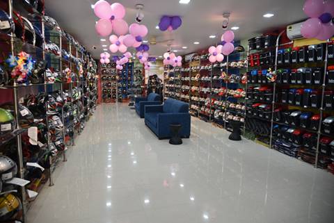 Steelbird opens Riderz Shoppe in Odisha showcasing 700 plus helmets, riding gears