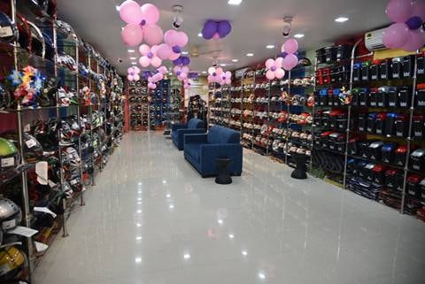 Steelbird opens Riderz Shoppe in Odisha showcasing 700 plus helmets, riding gears