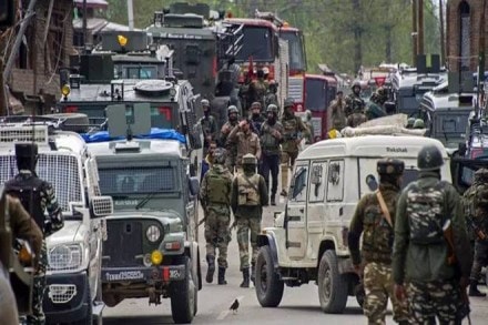 Pakistan army, india pakistan tensions, Pakistan, Indian army, Cluster Munitions, jammu and kashmir, Keran Sector, defence news, latest news on jammu and kashmir Pakistan army, india pakistan tensions, Pakistan, Indian army, Cluster Munitions, jammu and kashmir, Keran Sector, defence news, latest news on jammu and kashmir