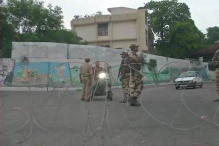 Leaders of political parties including the CPI, CPI(M), RJD, AAP, TMC, DMK attended the meeting. Leaders of political parties including the CPI, CPI(M), RJD, AAP, TMC, DMK attended the meeting.