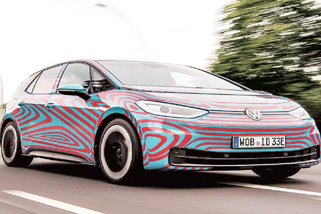 kswagen first model, Frankfurt Motor Show, electric ID.3, modular electric drive matrix, Volkswagen brand, Beetle,Golf 