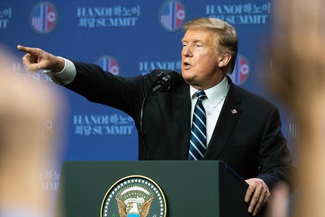 donald trump, donald trump twitter, donald trump age, donald trump wife, donald trump signature, donald trump news, donald trump jr, donald trump net worth